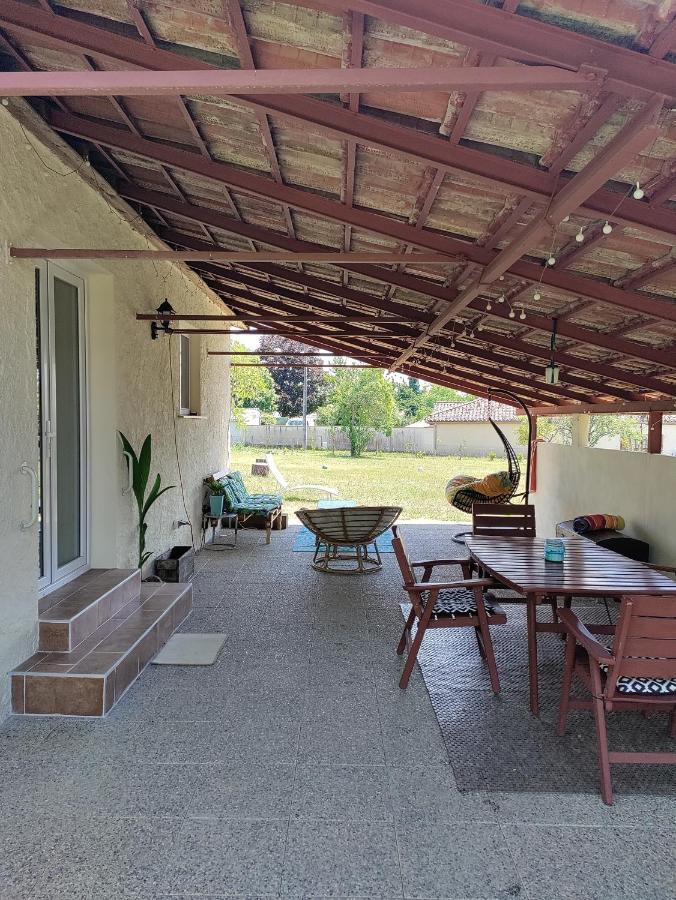 欧什Chez Chapelle In The Heart Of The Gascony With Pool And Hot Tub公寓 外观 照片